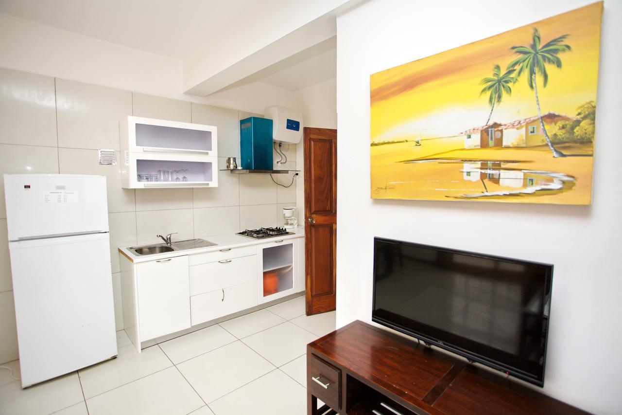 Hotel Aquamarina Suites ซังตามาเรีย ภายนอก รูปภาพ